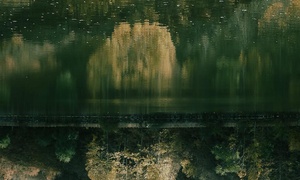 THE MATRIX RESURRECTIONS: BEYOND MIRRORS